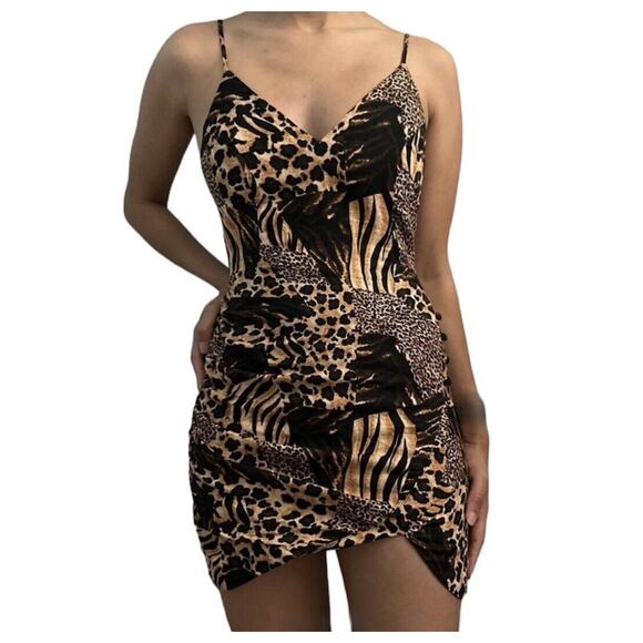 Urban Outfitters leopard Print V Neck Spaghetti Strap Tulip Hem Mini Dress Small - Picture 1 of 13